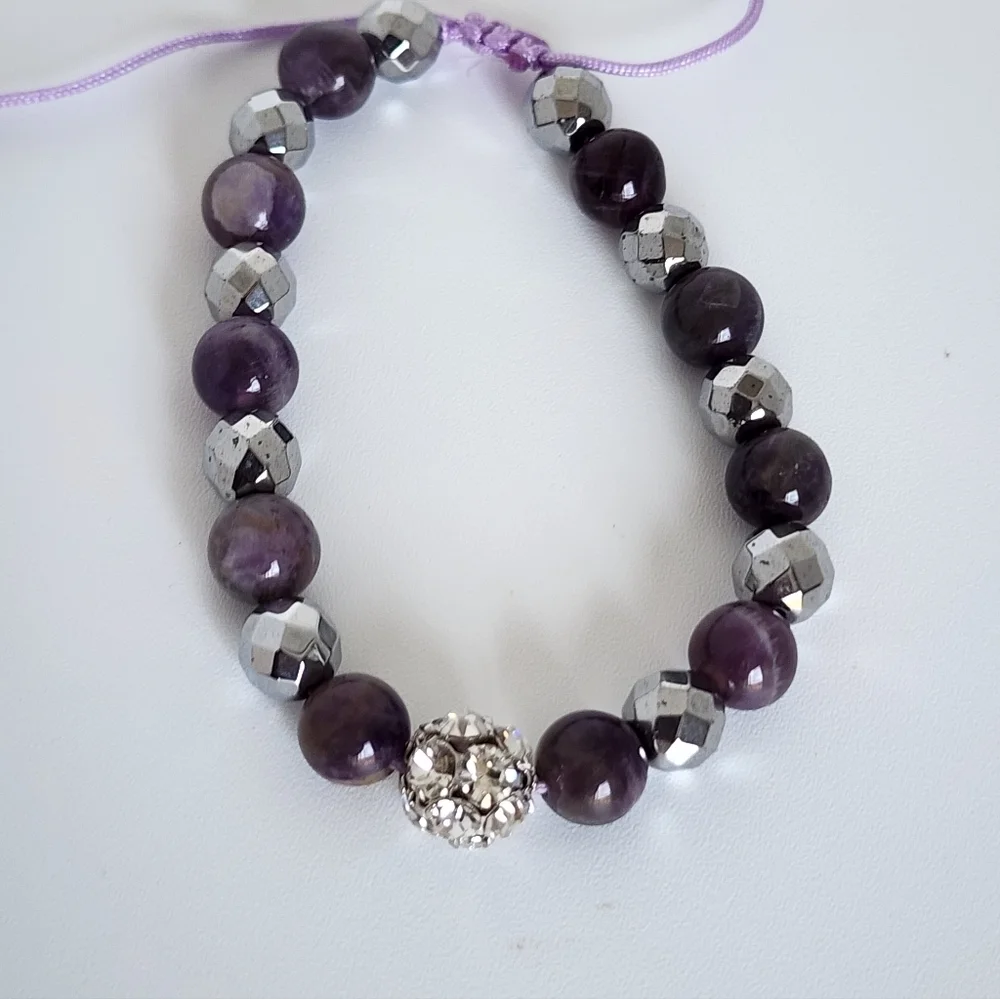 Elegant Amatist and Hematite Beaded Bracelet